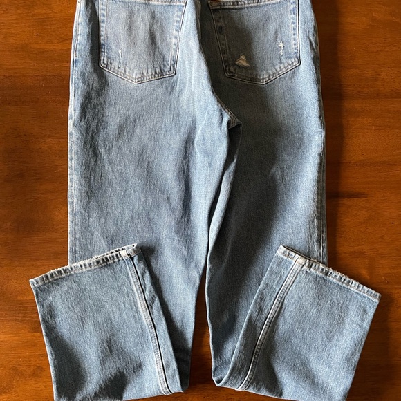 Abercrombie & Fitch Curve Love Crossover Jeans - Picture 2 of 3